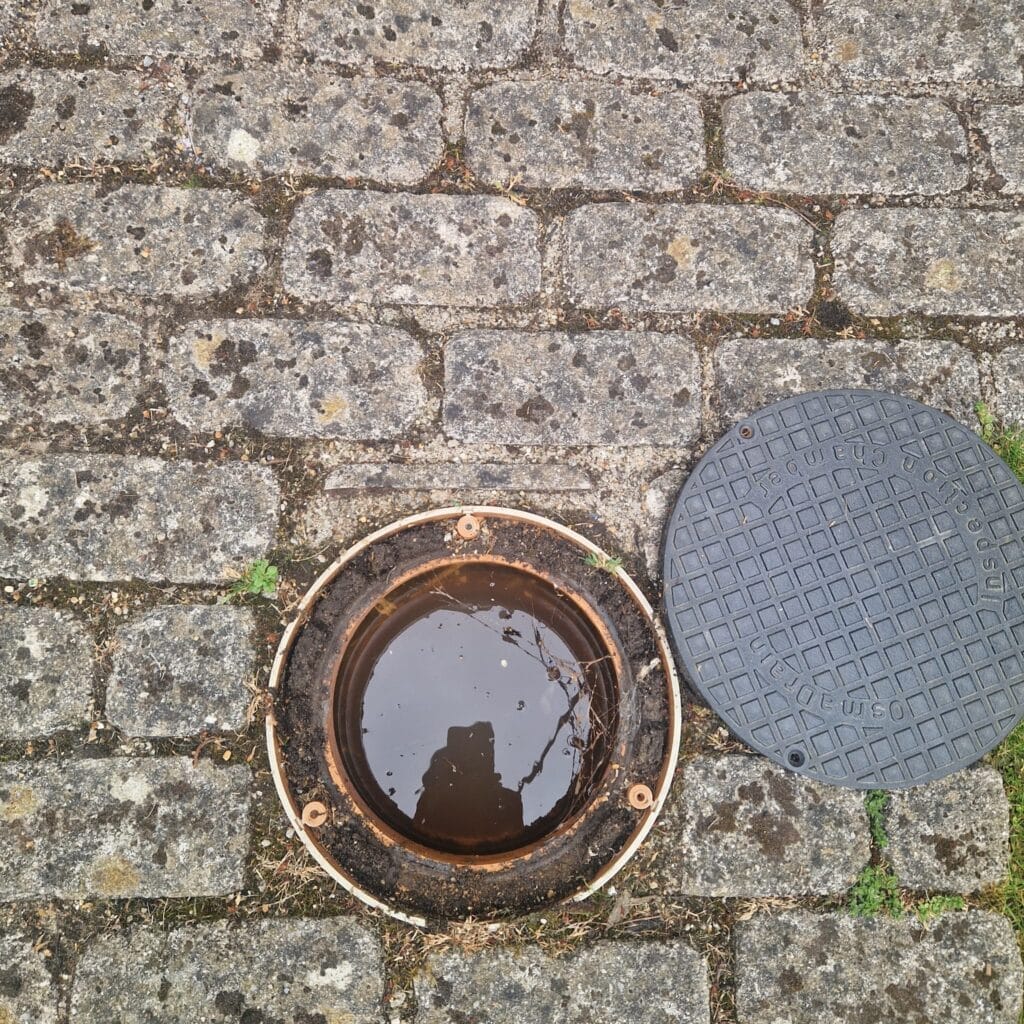247 Drainage Emergency Callout in Esher Fast, Affordable & Local Experts