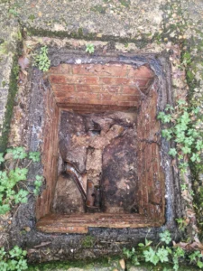 Drainage company in South East England providing CCTV drain surveys, unblocking, and repairs – Drainage & Plumbing Ltd