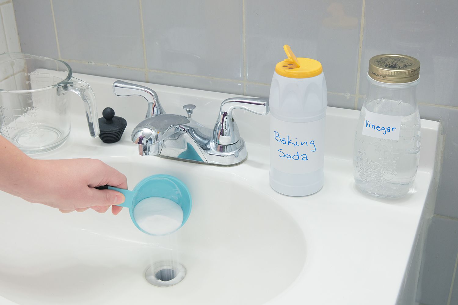 DIY Drain Unblocking: What You Can (and Shouldn’t) Do Yourself