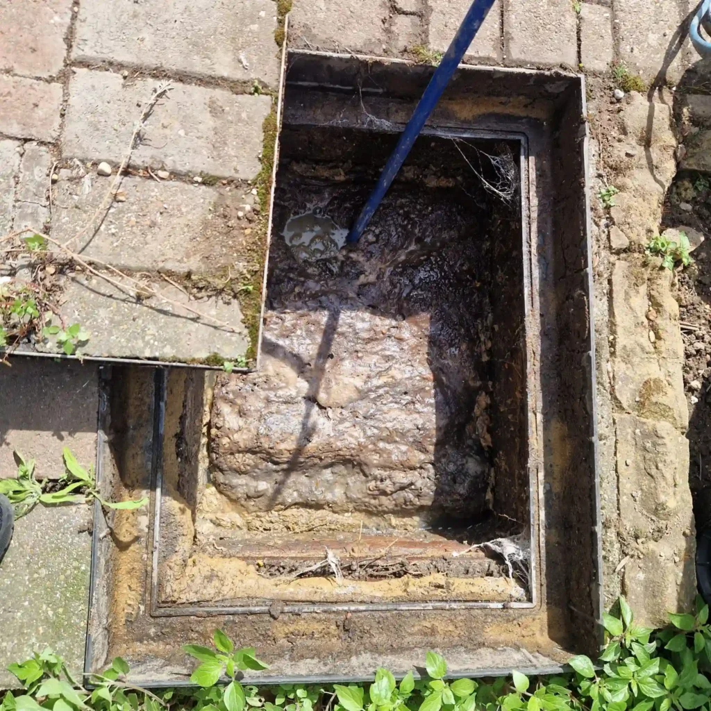 Drain repair inspection in Purley using CCTV camera for damaged blocked drains CR8