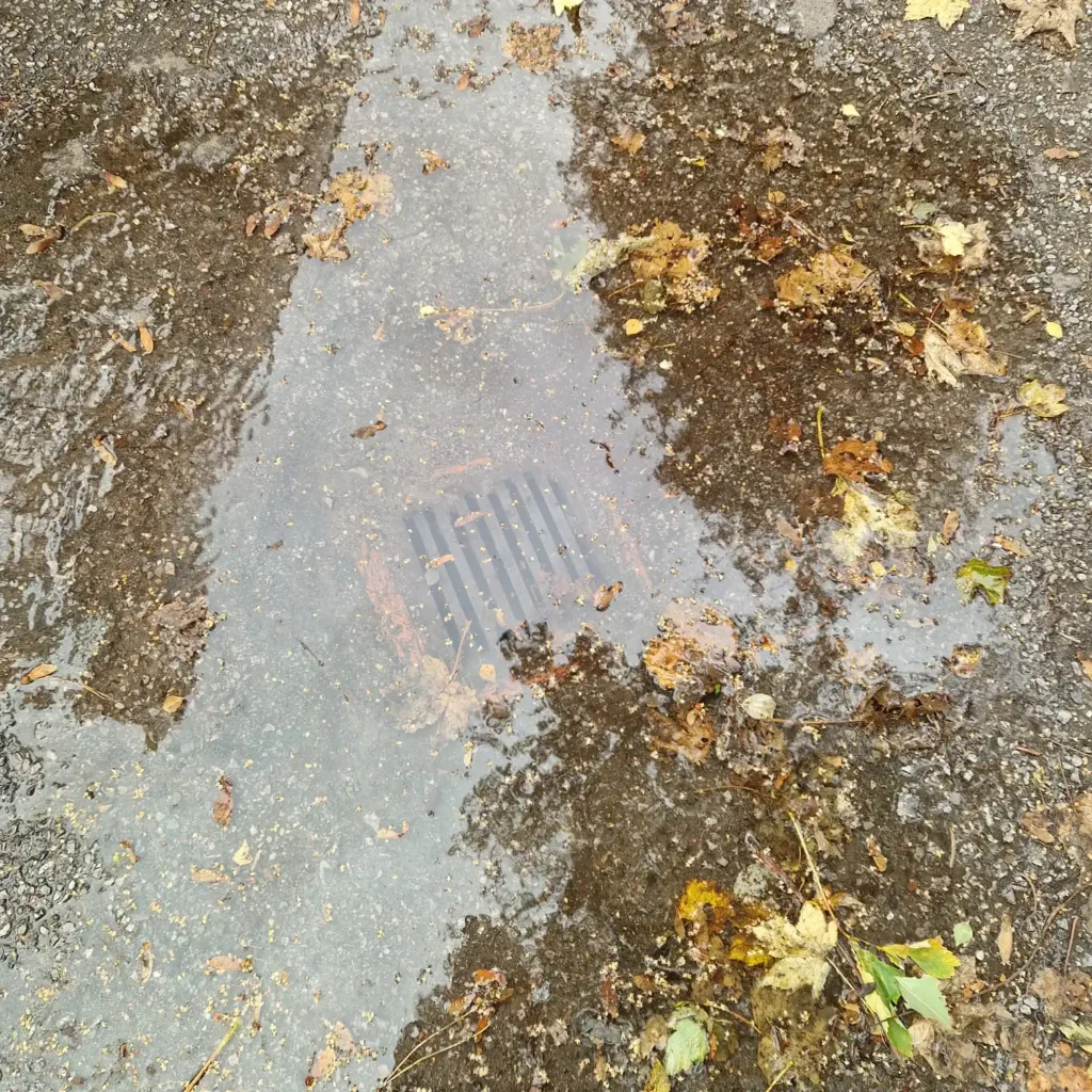 diagram showing saturated ground damage - Drainage & Plumbing Ltd