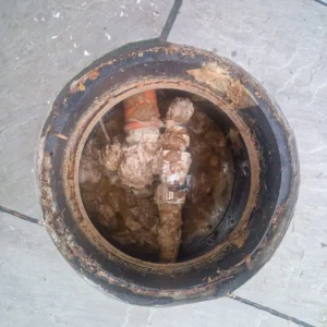 real example of high pressure drain jetting clearing a blocked drain chamber